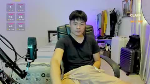 Clark online show from July 1, 10:54 pm