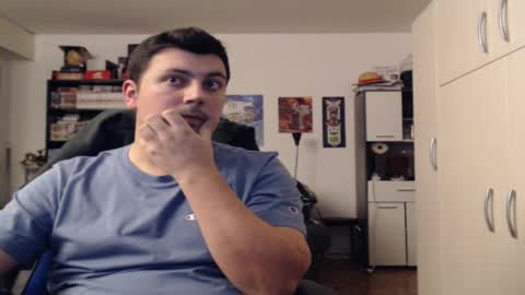 Clive online show from December 21, 4:25 pm