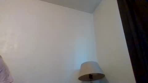 tallhungandcloudy online show from April 7, 1:49 am