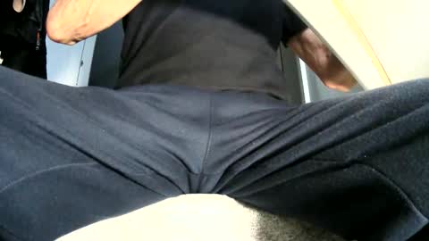 Ask me  online show from December 21, 9:56 pm