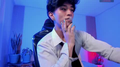 COCO online show from April 4, 11:29 am