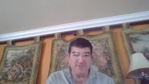 Snapshot of coffee90028 chatting on January 26, 10:46 pm coffee90028 online show from January 26, 10:46 pm