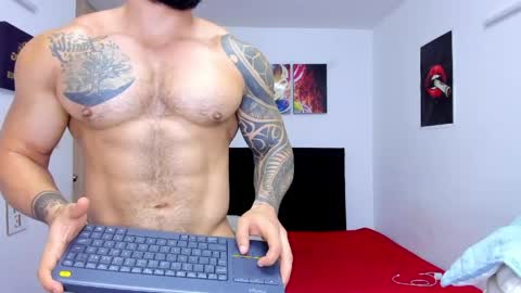college_muscle_ass online show from June 4, 11:49 am