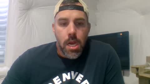 Just me online show from September 25, 3:00 pm