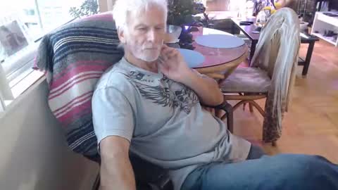 colourmybrush online show from October 31, 4:43 pm