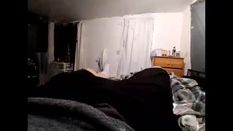 connlee10929154 online show from March 24, 4:06 am