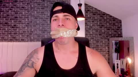 Connor Smith online show from April 1, 12:56 am