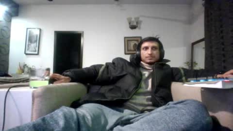 Cool2Buddies online show from February 2, 10:40 pm