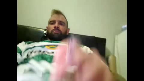 cozzyfella97 online show from September 14, 10:01 pm