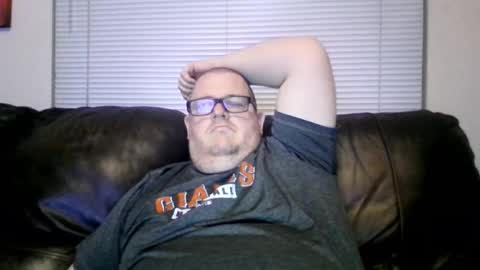 The hopeless romantic online show from February 18, 4:48 am