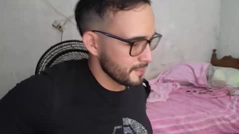 cris_simons online show from February 14, 10:48 pm