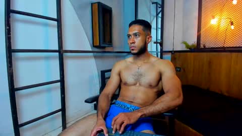 cristopher_belmont online show from December 2, 4:59 am