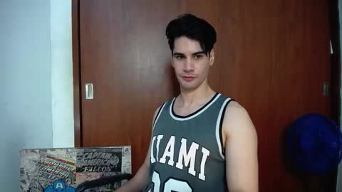 cristopher online show from November 28, 2:04 am