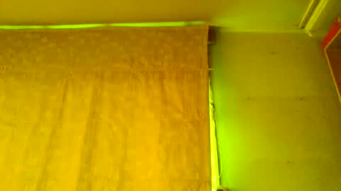 crmperez online show from February 14, 10:16 pm