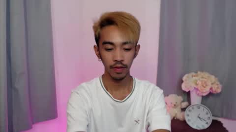 crocodale online show from November 17, 12:52 pm