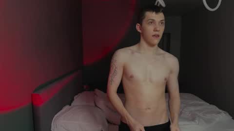 cronck52 online show from February 20, 10:44 pm