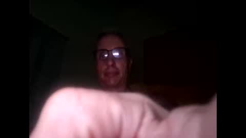 Snapshot of crucut80 chatting on December 13, 9:52 pm Crucut online show from December 13, 9:52 pm