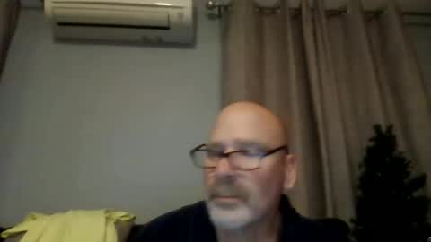 fun guy online show from May 31, 2:56 am