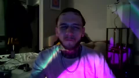 cruz815 online show from March 31, 1:40 am