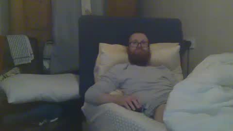 chris online show from February 8, 3:30 am