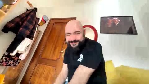 cubbybear_it online show from March 7, 9:40 am