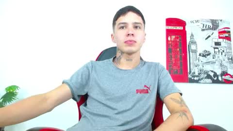 cumandres online show from February 16, 2:26 pm