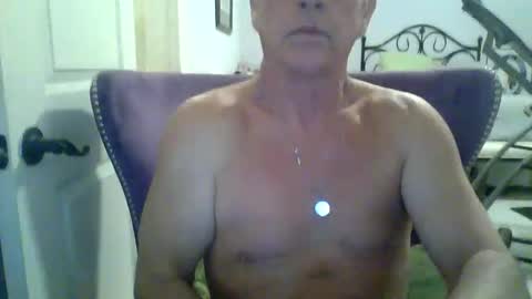 cumngetit910 online show from January 18, 3:19 am