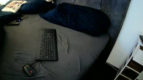 cumonbby online show from October 27, 12:18 pm