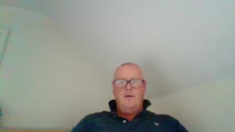 curiousax77 online show from April 14, 9:53 am