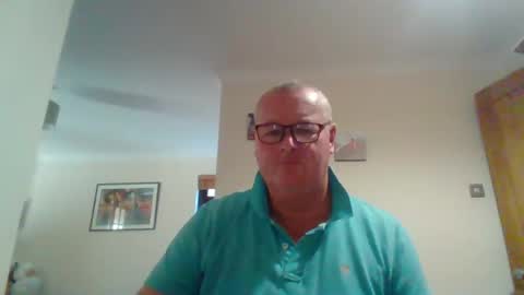Snapshot of curiousax77 chatting on December 2, 1:22 pm curiousax77 online show from December 2, 1:22 pm