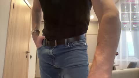 Snapshot of cute_skywalker chatting on October 9, 3:06 pm cute_skywalker online show from October 9, 3:06 pm