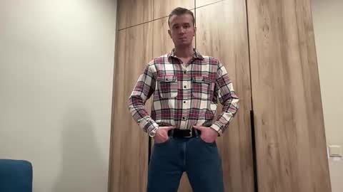 cute_skywalker online show from March 17, 6:43 pm