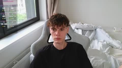 Thomas -  online show from May 27, 5:21 pm