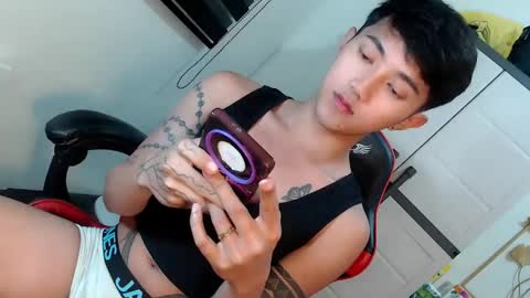 Steph online show from April 7, 6:41 pm