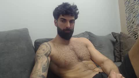 cuteeboy online show from February 15, 8:34 am