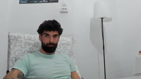 cuteeboy online show from March 5, 4:14 pm