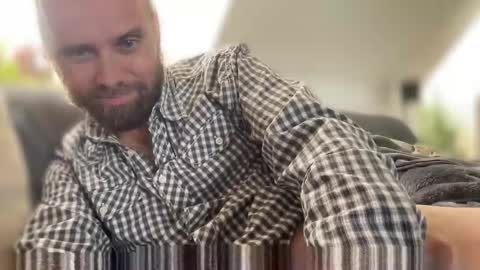 d0n_gi0vanni online show from November 1, 8:40 am