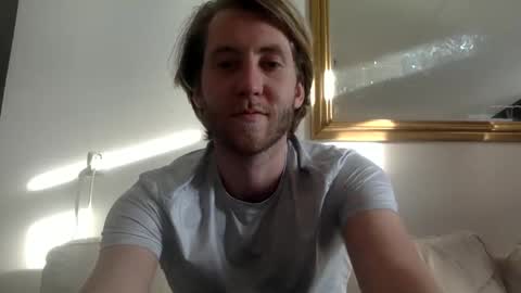 Snapshot of d3nnis_123 chatting on February 19, 3:05 pm d3nnis_123 online show from February 19, 3:05 pm