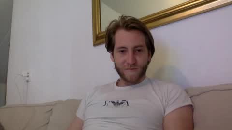 Snapshot of d3nnis_123 chatting on March 6, 10:30 am d3nnis_123 online show from March 6, 10:30 am
