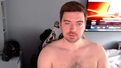 d_surman1994 online show from October 18, 9:58 am