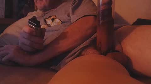 Snapshot of daddiesmonstercock chatting on January 13, 1:34 am daddiesmonstercock online show from January 13, 1:34 am