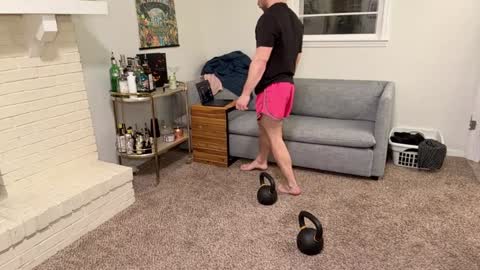 Snapshot of daddydaydrinkz chatting on December 9, 5:29 am DaddydayDrinkz online show from December 9, 5:29 am