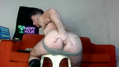 Greekboy28 online show from December 18, 2:24 pm