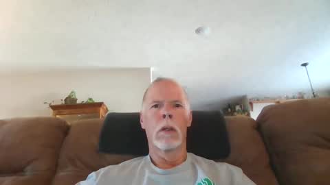 Snapshot of daddysmk chatting on January 21, 5:16 pm daddysmk online show from January 21, 5:16 pm