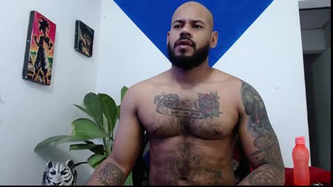 Snapshot of damian64436171 chatting on January 24, 1:56 am damian64436171 online show from January 24, 1:56 am