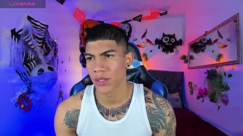 Snapshot of damian_latinxxx chatting on October 13, 3:01 am Damian online show from October 13, 3:01 am