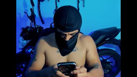 Snapshot of damian_torner chatting on October 2, 9:52 pm Damian torner online show from October 2, 9:52 pm