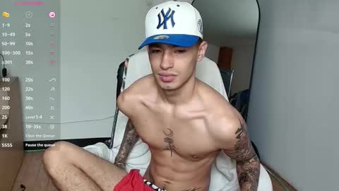 Damon online show from December 1, 6:33 pm