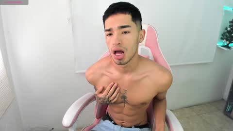 Damon online show from January 3, 9:36 pm