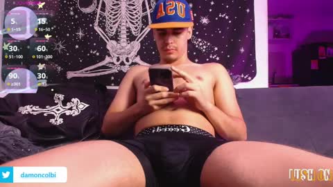 damoncolbi online show from April 12, 4:26 am